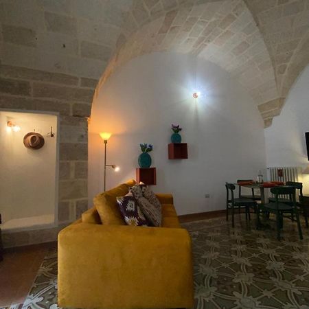 Apartamento Dimora Flo Bríndisi Exterior foto