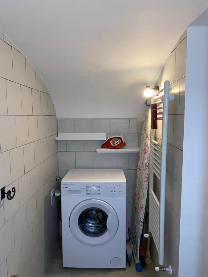 Apartamento Dimora Flo Bríndisi Exterior foto