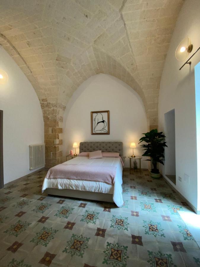 Apartamento Dimora Flo Bríndisi Exterior foto