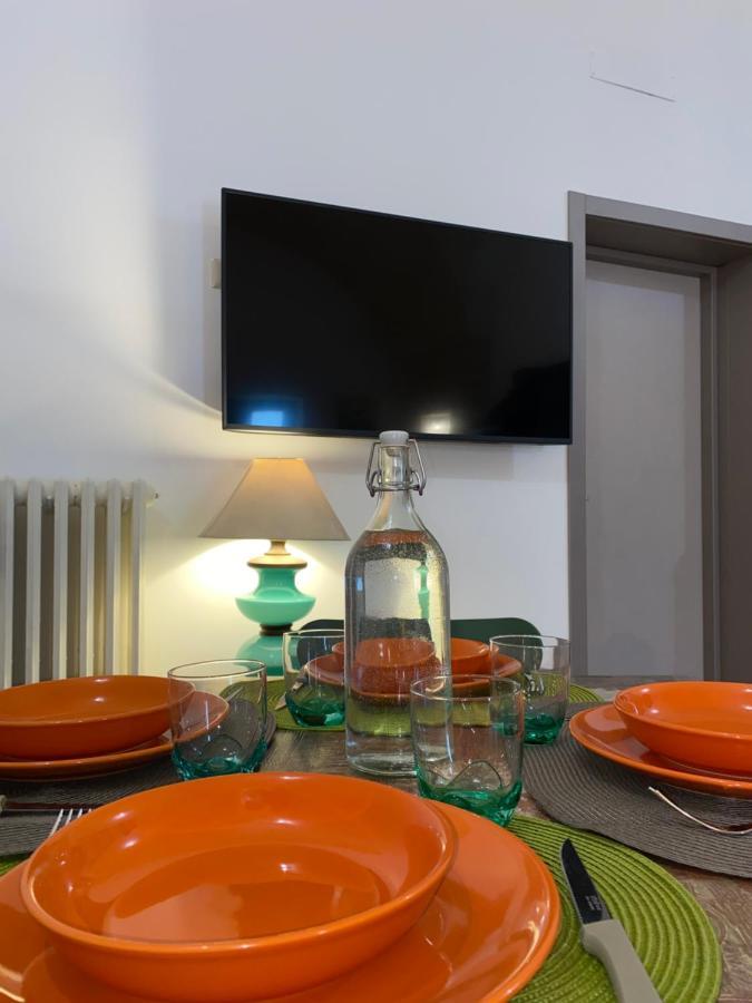 Apartamento Dimora Flo Bríndisi Exterior foto