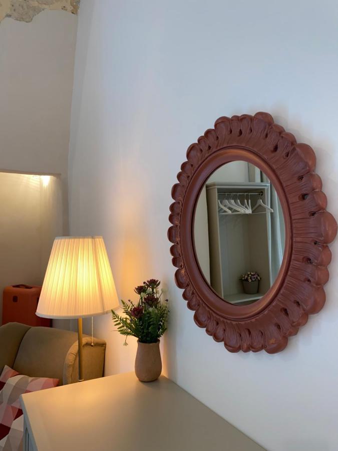Apartamento Dimora Flo Bríndisi Exterior foto