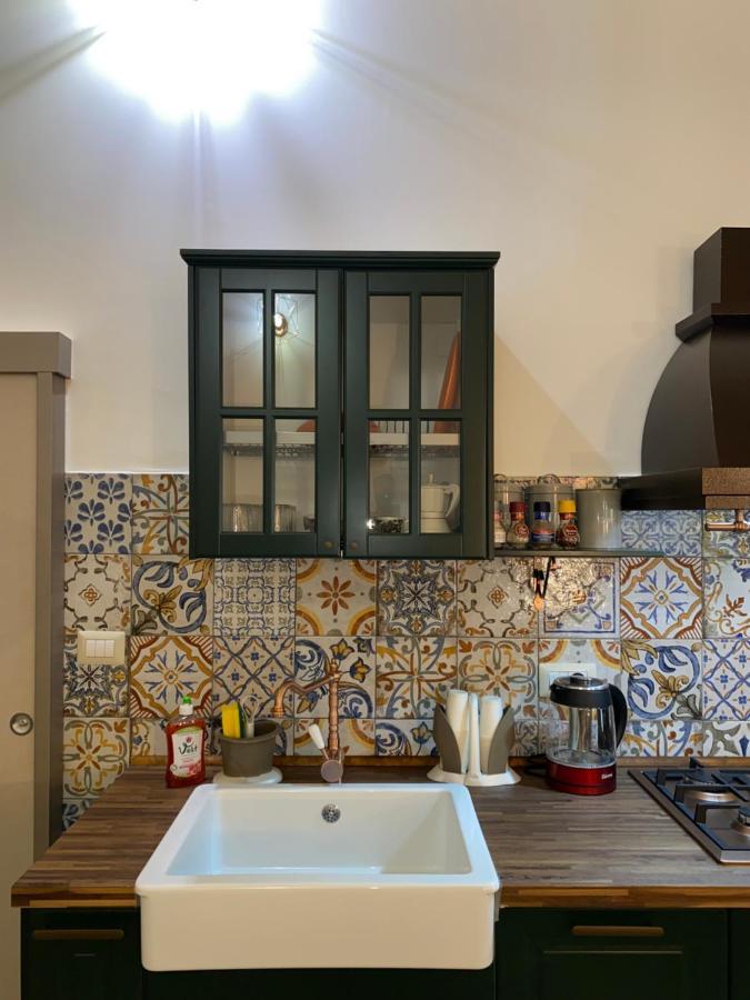 Apartamento Dimora Flo Bríndisi Exterior foto